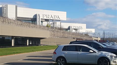 outlet prada montevarchi telefono|prada outlet tours.